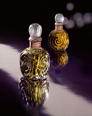 Voilette de Madame Guerlain for women