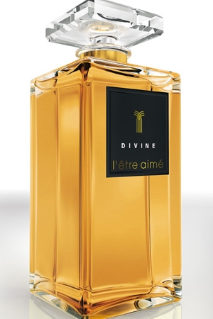 L`etre Aime Femme Divine for women
