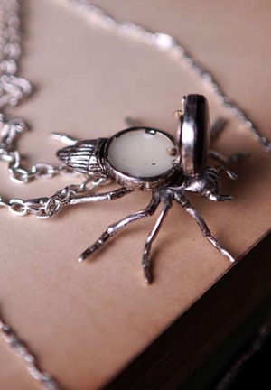 Venom Joya for women