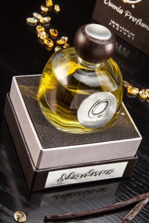 Madera Omnia Profumo for women