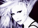 Blonde Versace for women Pictures
