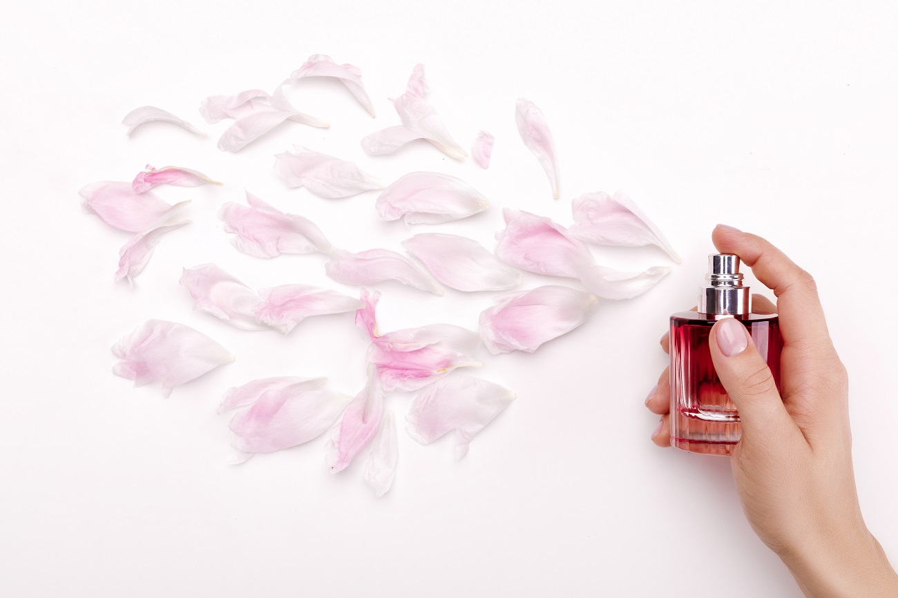 Some Questions About Perfume Making and Environment Sustainability 6 Spray perfume petals