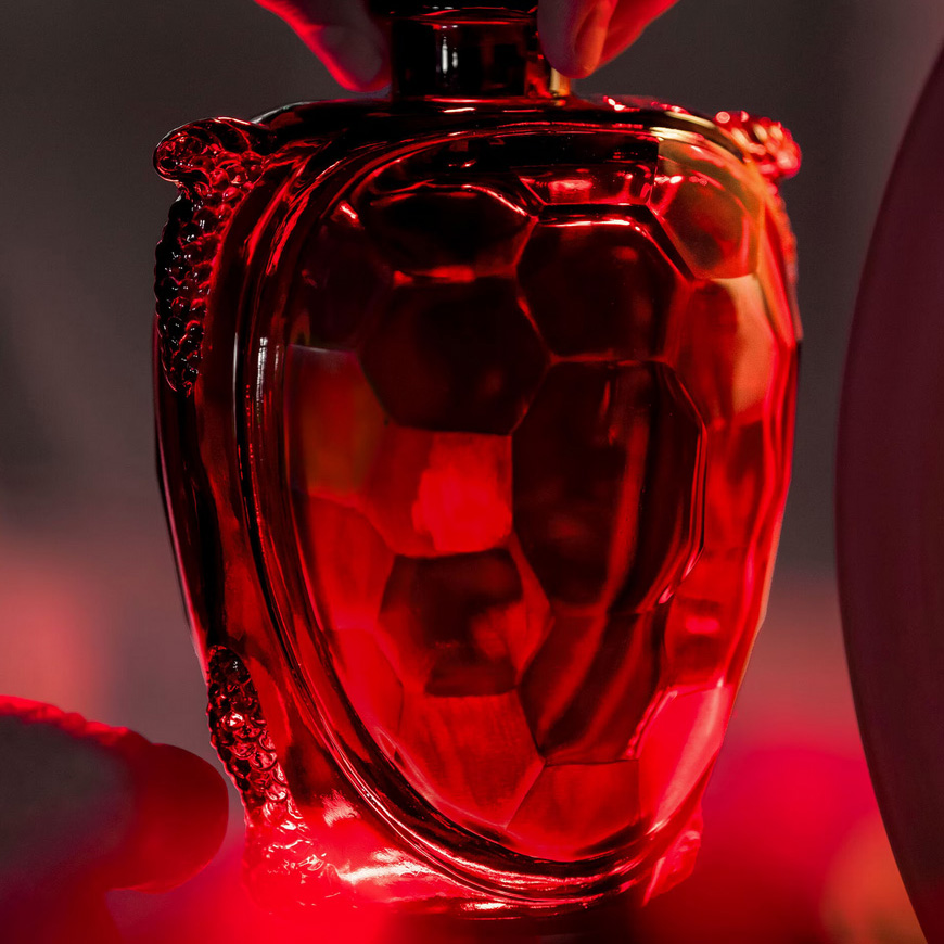 Guerlain Le Flacon Tortue Red Edition by Baccarat