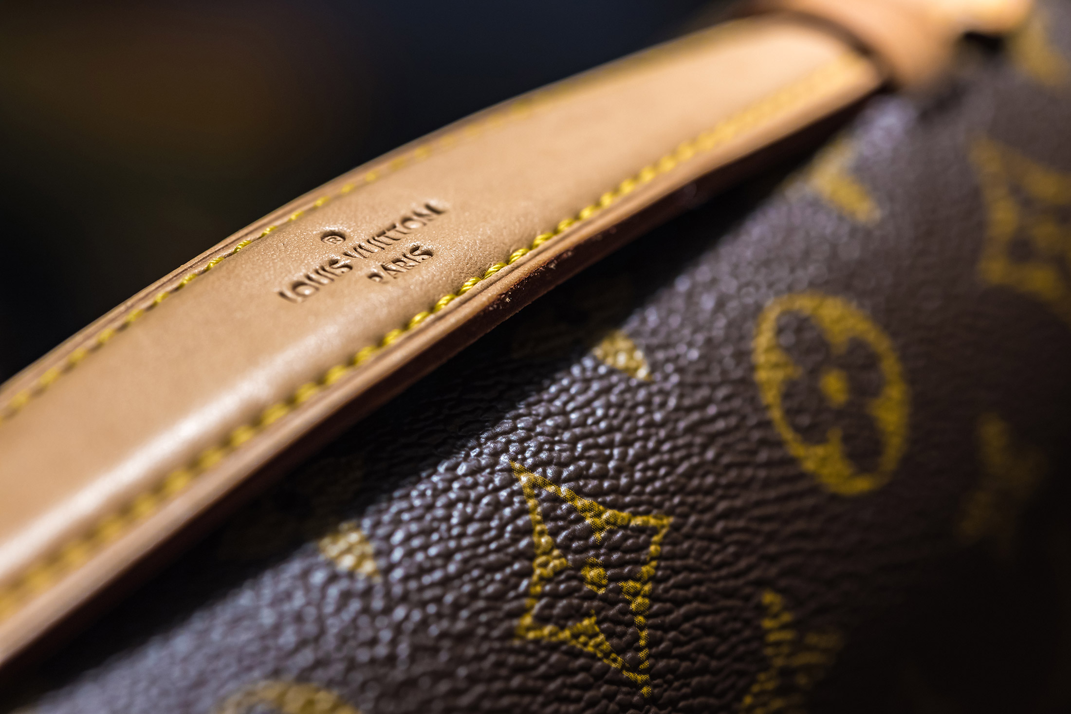 Louis Vuitton, Bags, Louis Vuitton Discontinued Erole 5 Luggage
