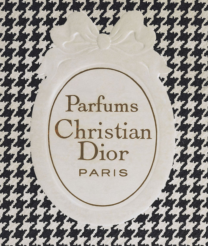 Miss Dior houndstooth label off the box