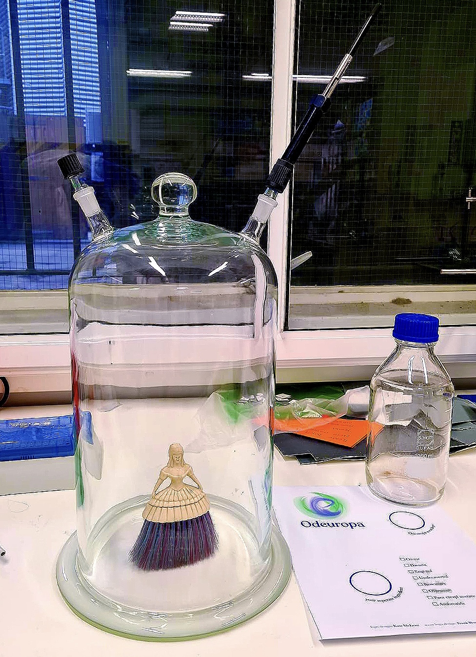 Volatile organic compound (VOC) extraction of a historic brush at the UCL Heritage Science laboratory in preparation for smell analysis.