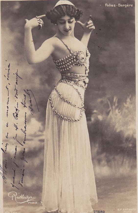 courtesan of 19th century La Belle Otero