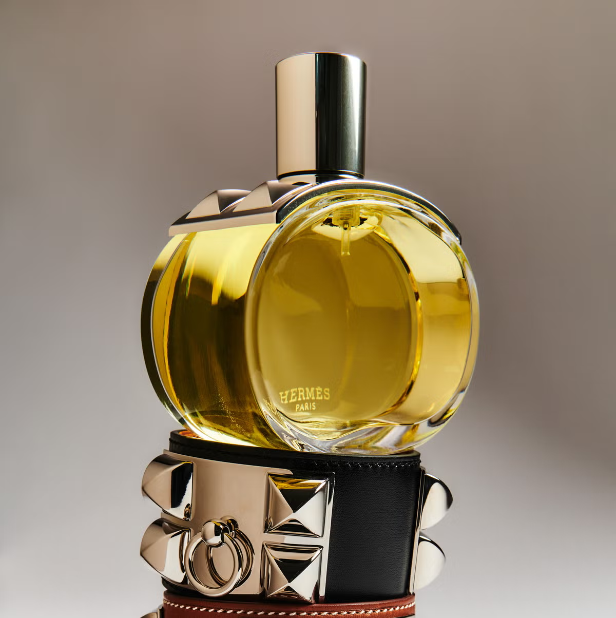Barénia Hermès: Challenging ~ Fragrance Reviews