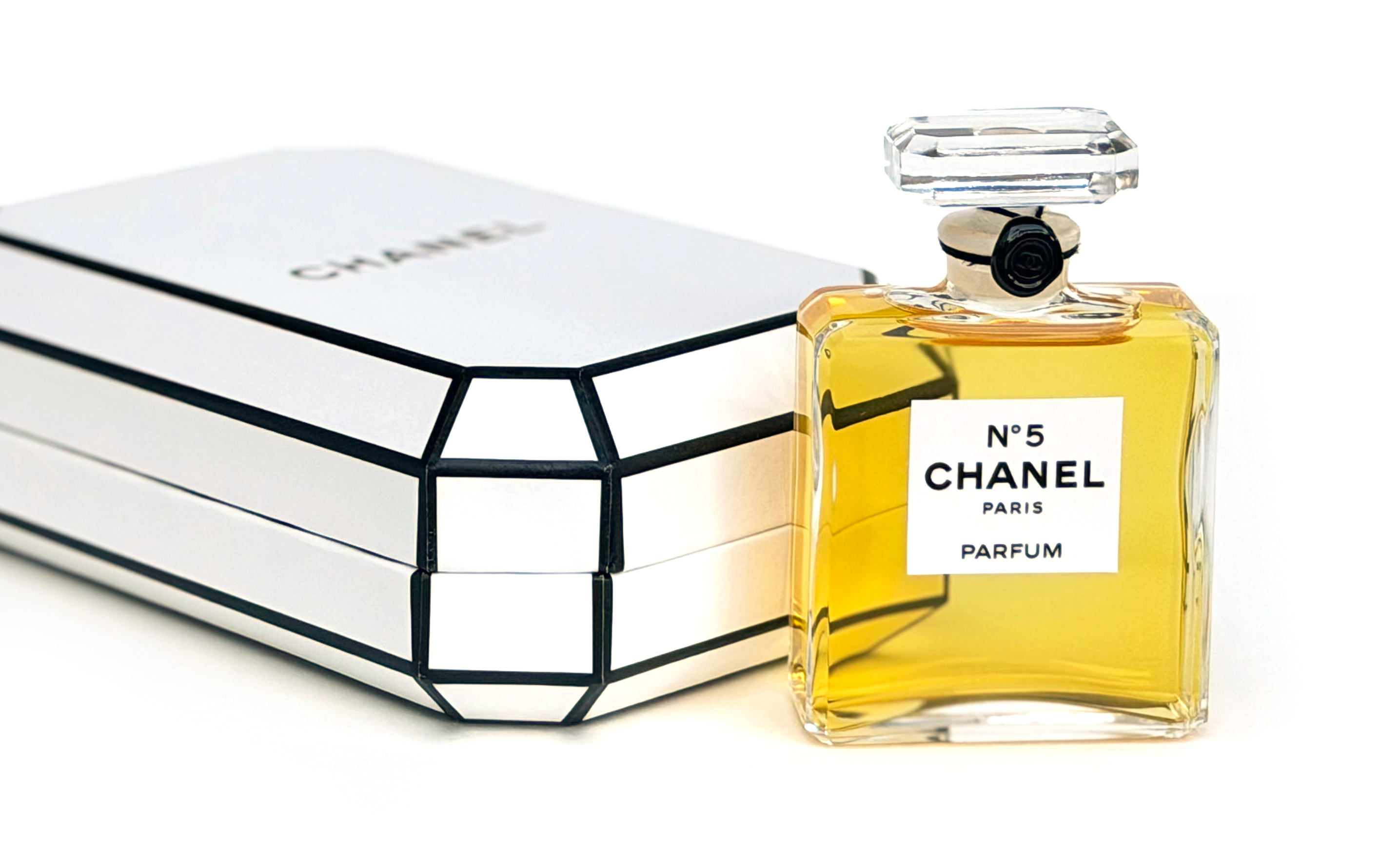Les Extraits de CHANEL: Chanel No 5 ~ フレグランスレビュー