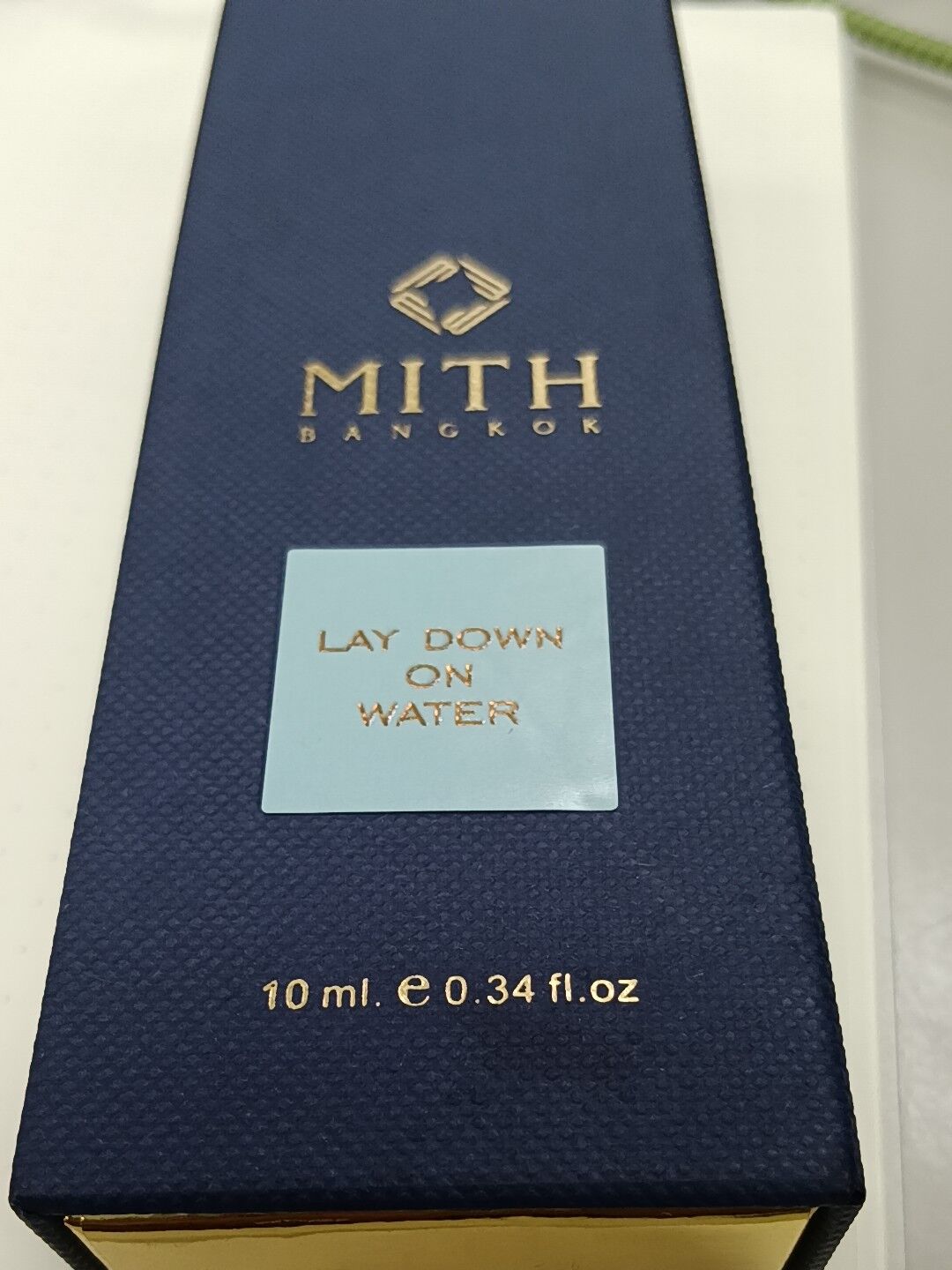 lay down on water mith