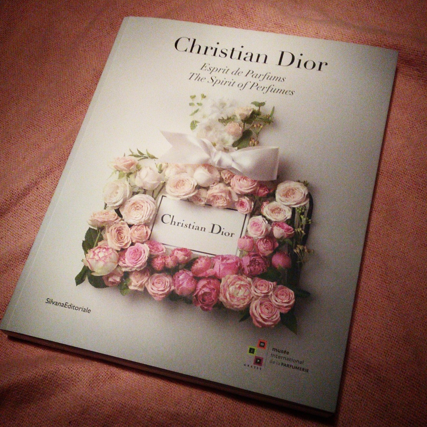 Visiting the Exhibition Christian Dior Esprit de Parfums Art Books Events
