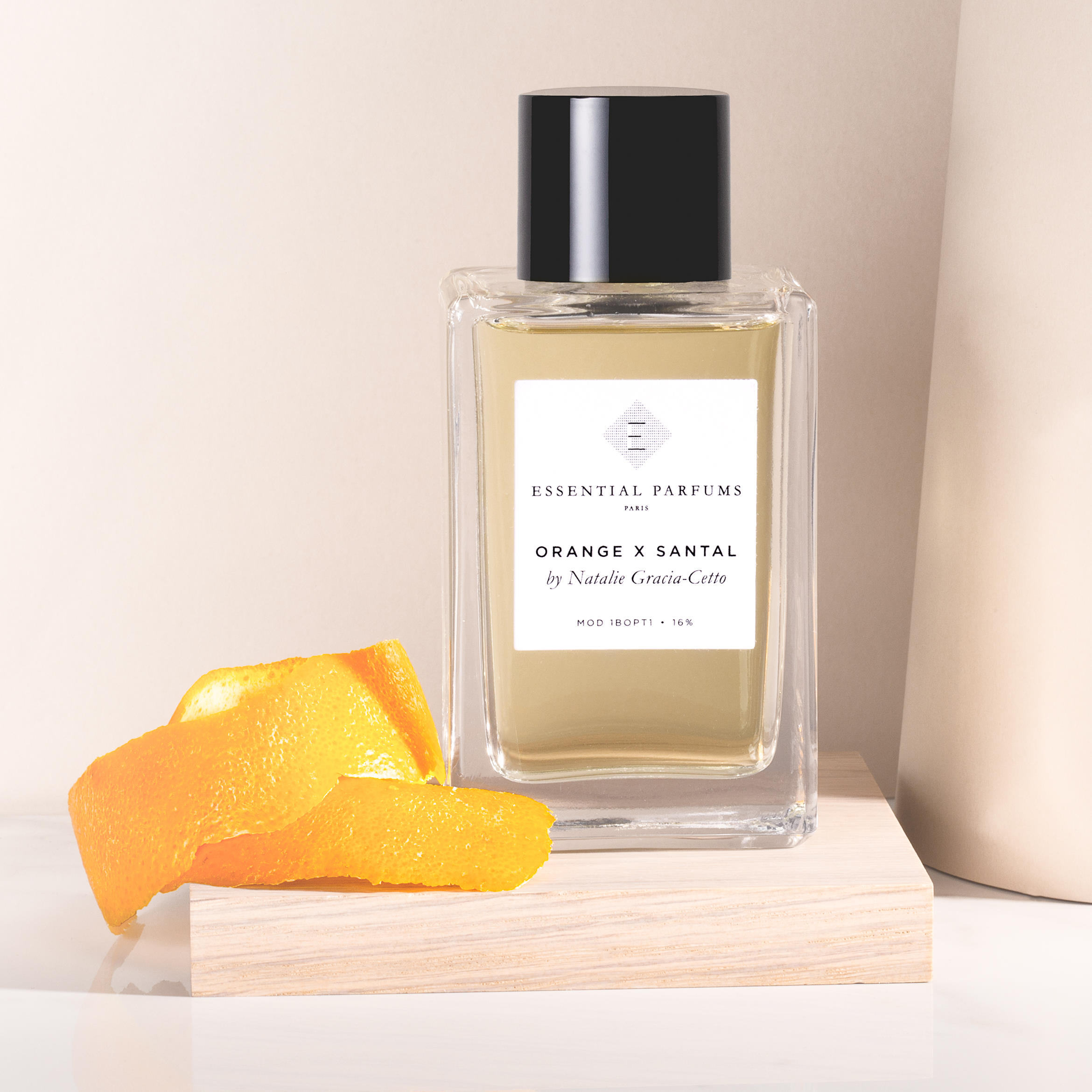 Orange X Santal от Essential Parfums — поливашка!