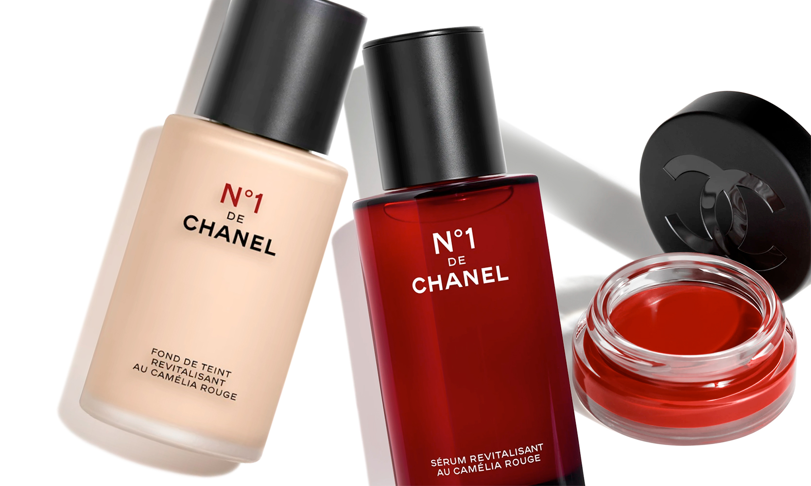No1 de Chanel L'Eau Rouge – Cranberry Juice & a 90s Vibe