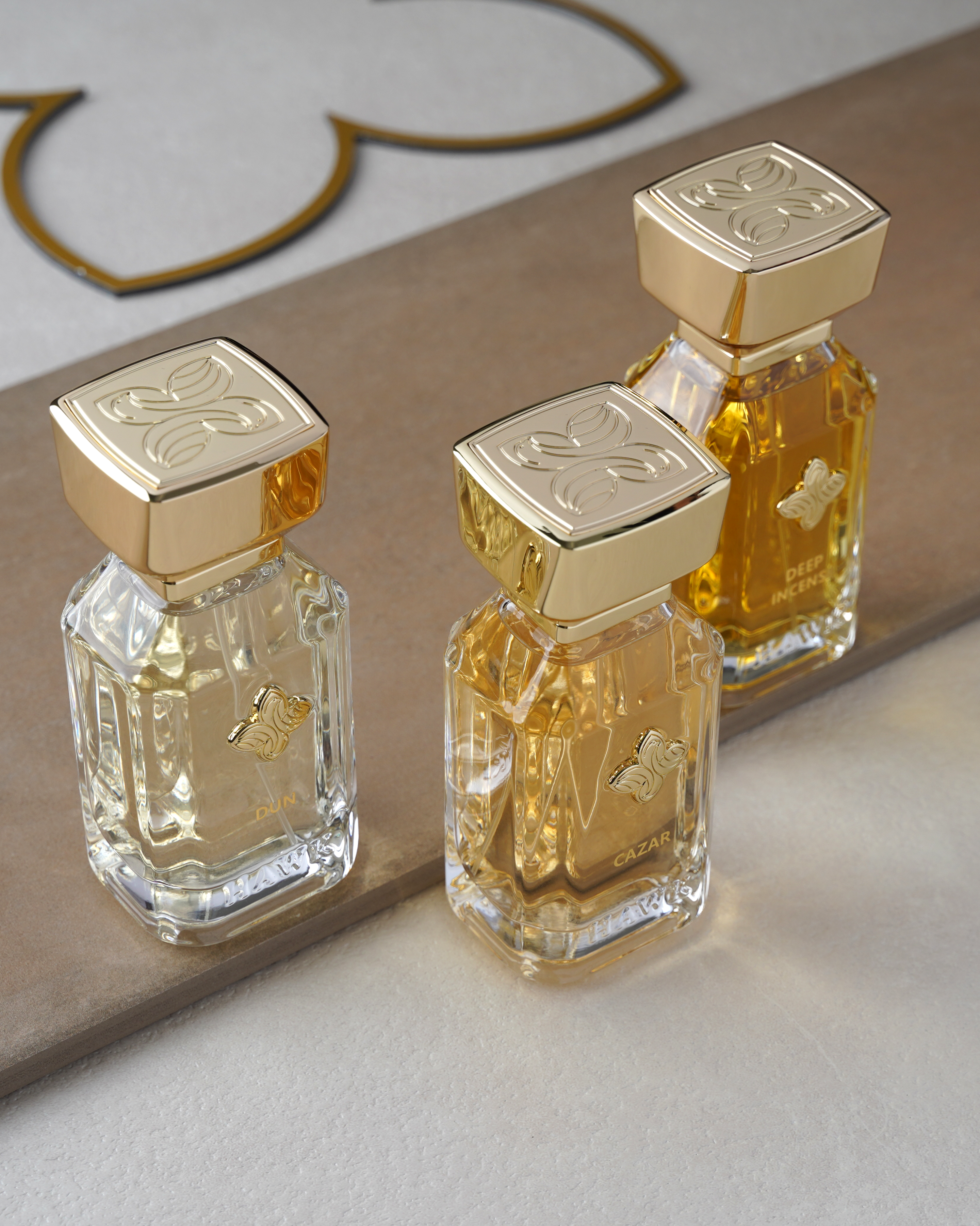 Beyond Love od Hawk Perfumes: Košík jablek a kytice květin z Ománu