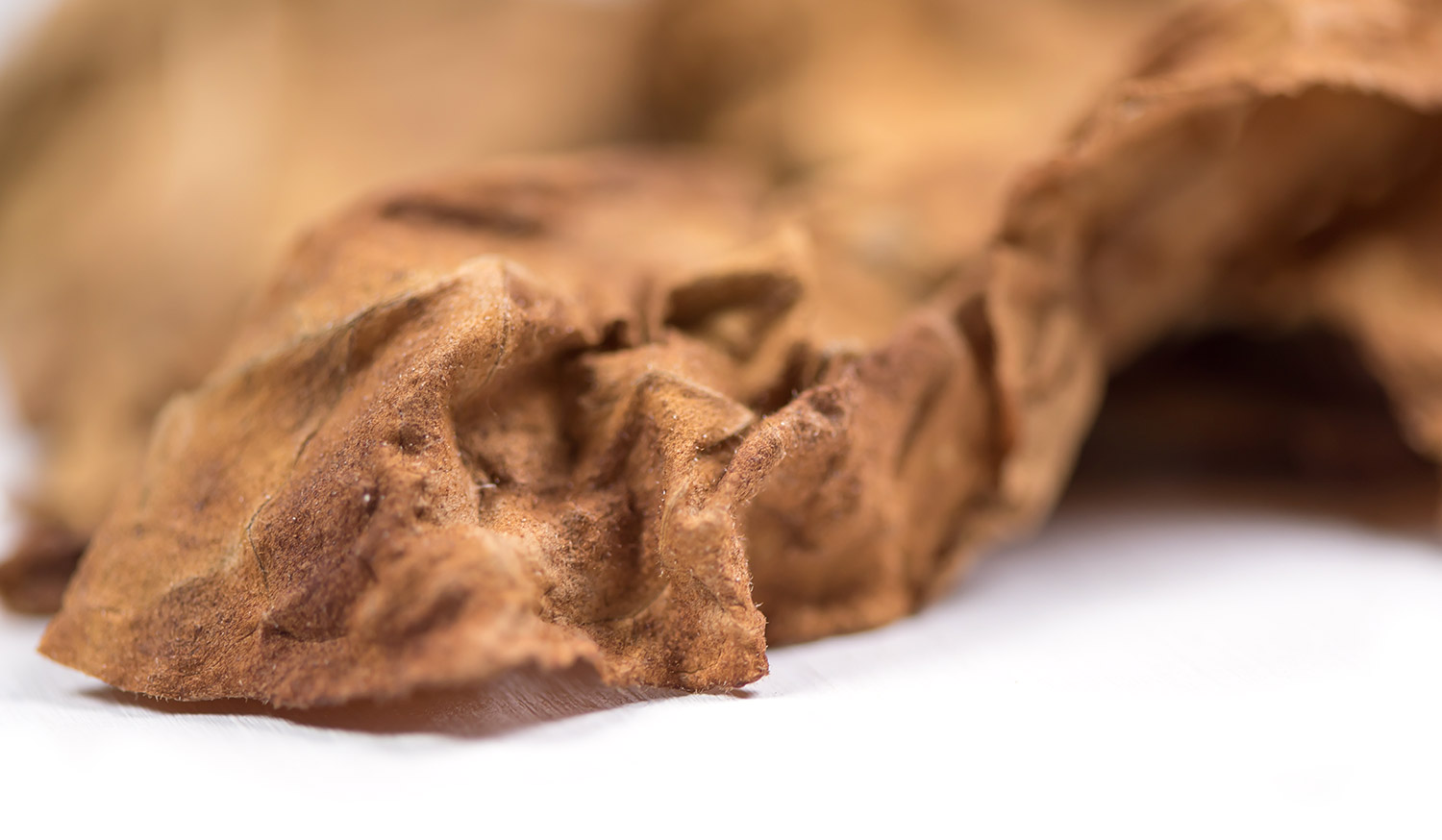 Tobacco in Perfumery: History & Chemistry ~ Raw Materials