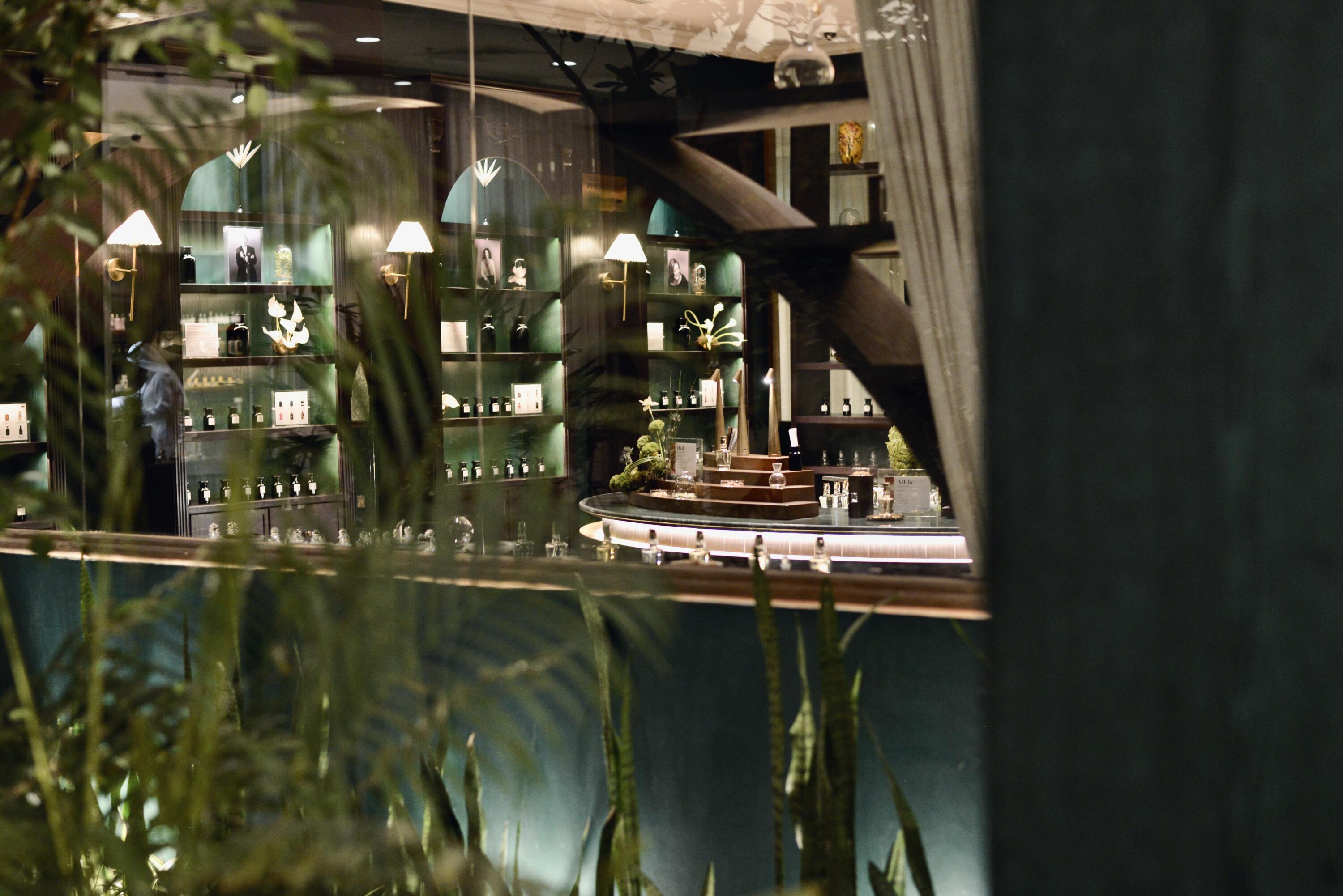 Po ONE Labとdsm-firmenichが、自身の香水ブランド立ち上げをかつてないほど身近なものに