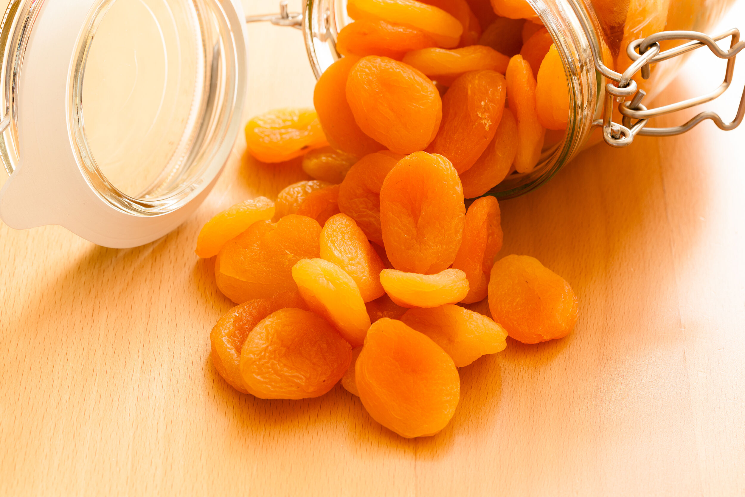 dry apricots