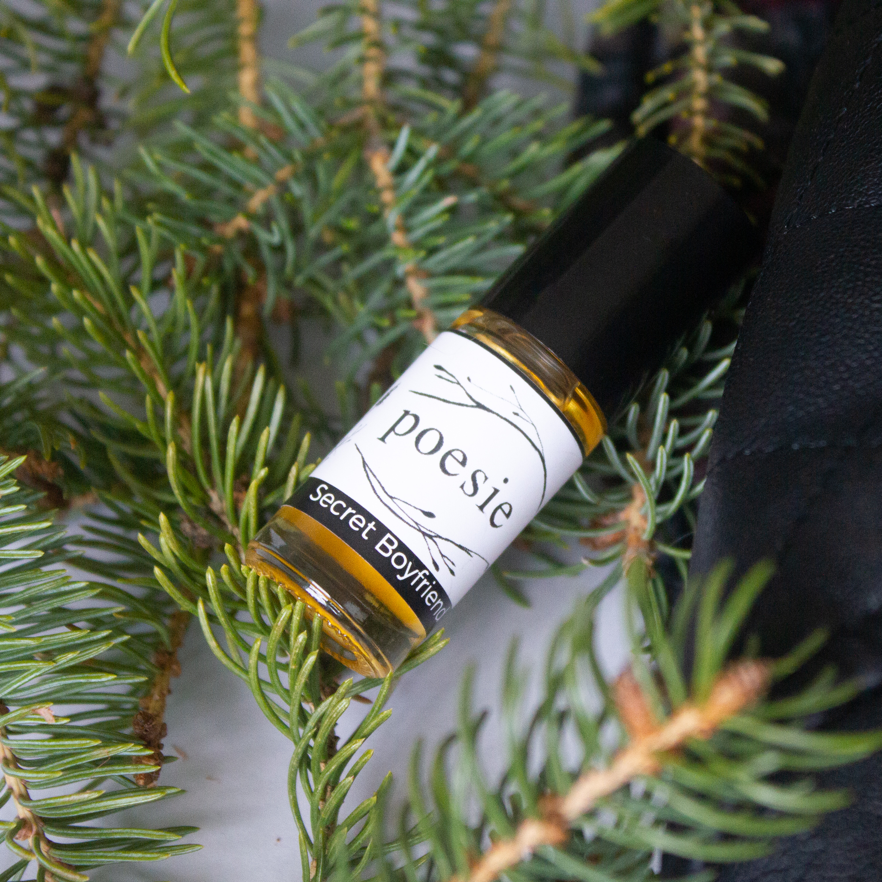 Let's Get Acquainted: Poesie Perfume Oils ~ Fragrance Reviews