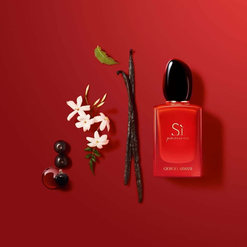 Armani Sì Passione Intense ~ New Fragrances