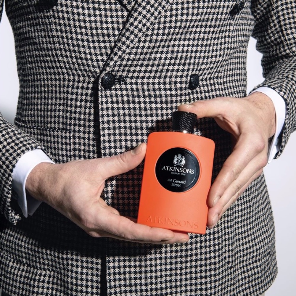 Atkinsons 44 Gerrard Street: с медведем и без цыган