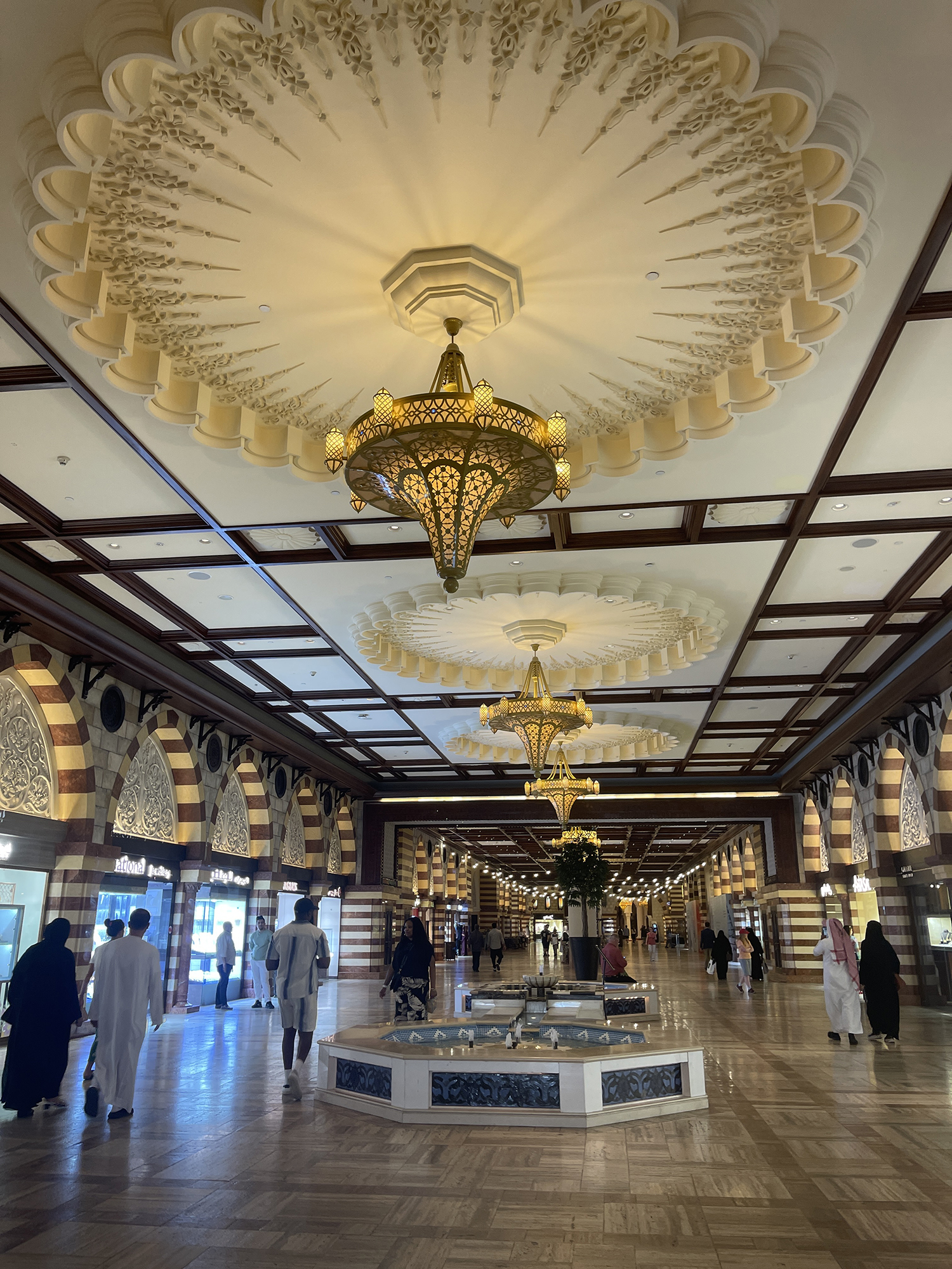 DUBAI SOUK - DUBAI MALL