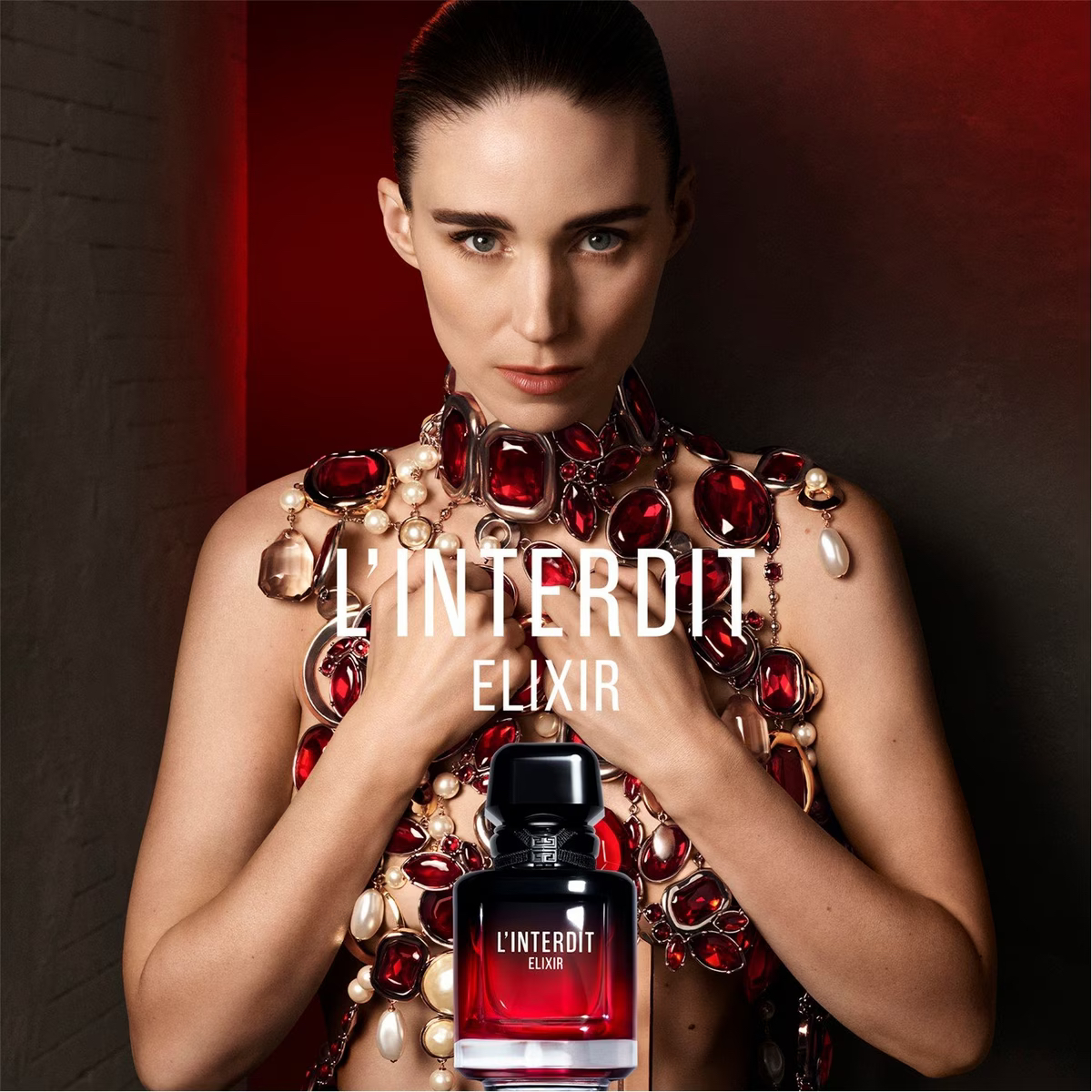 On Givenchy’s Striking L’Interdit Elixir ~ Fragrance Reviews