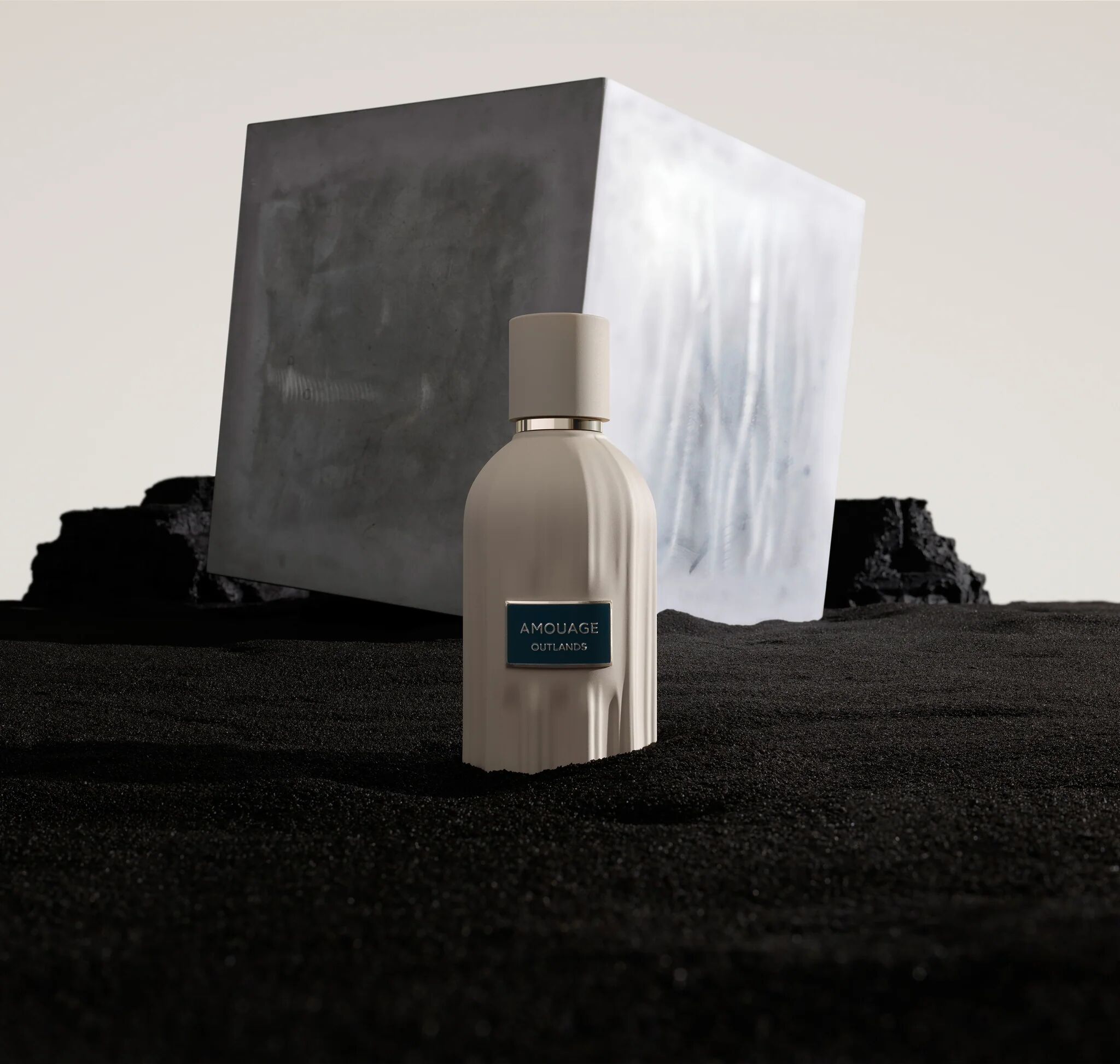 Amouage Unveils The Essences Collection: A Tribute to Time – Reasons, Lustre, and Outlands