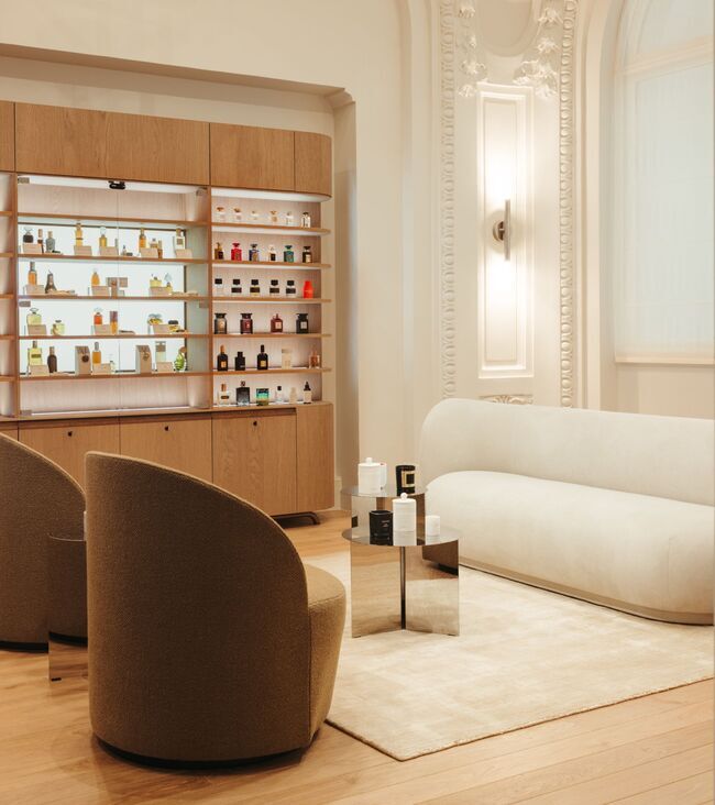 Estee Lauder Company Atelier Paris