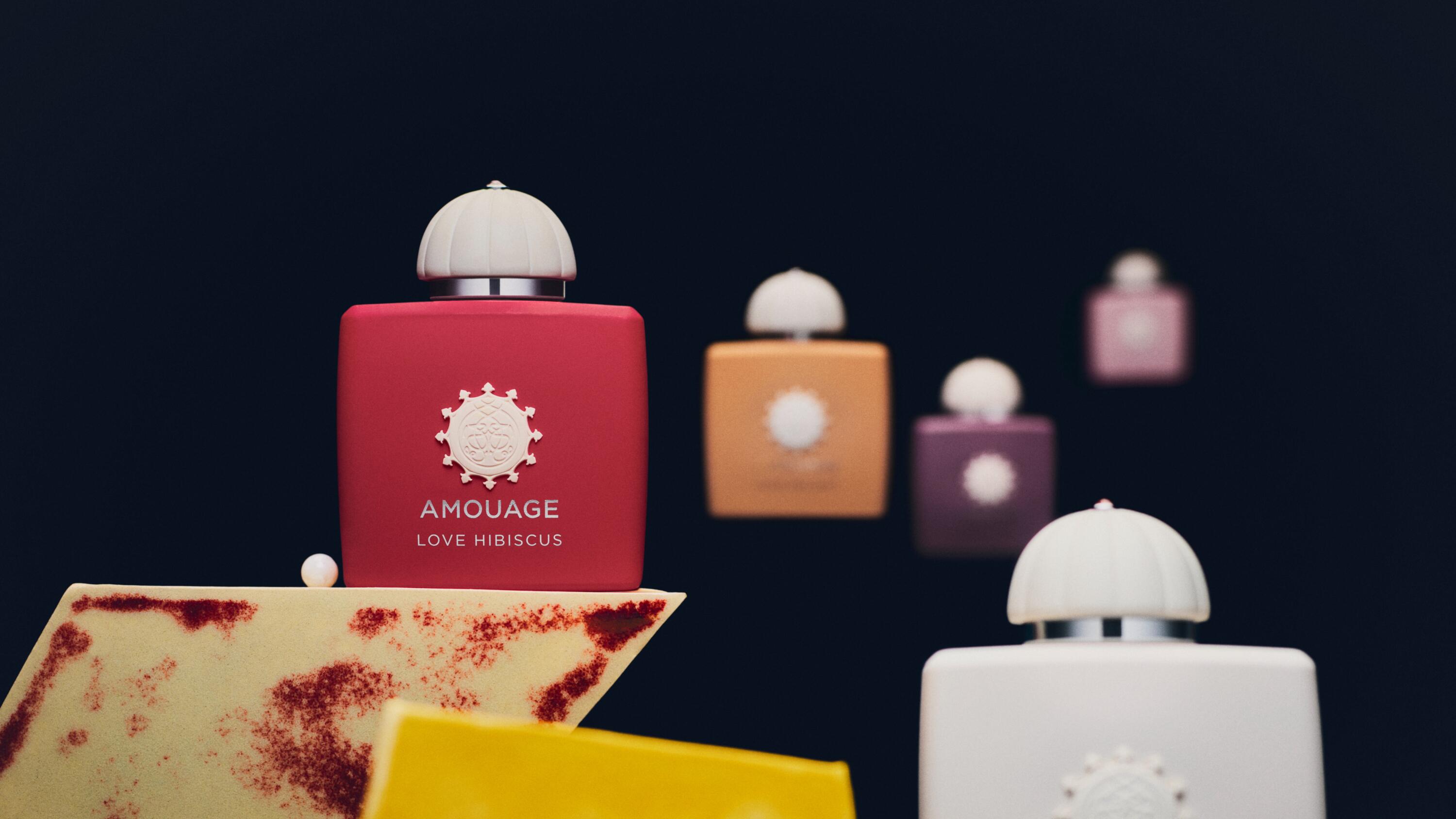 З Love Hibiscus Amouage переосмислює фруктовий регістр ~ Огляд