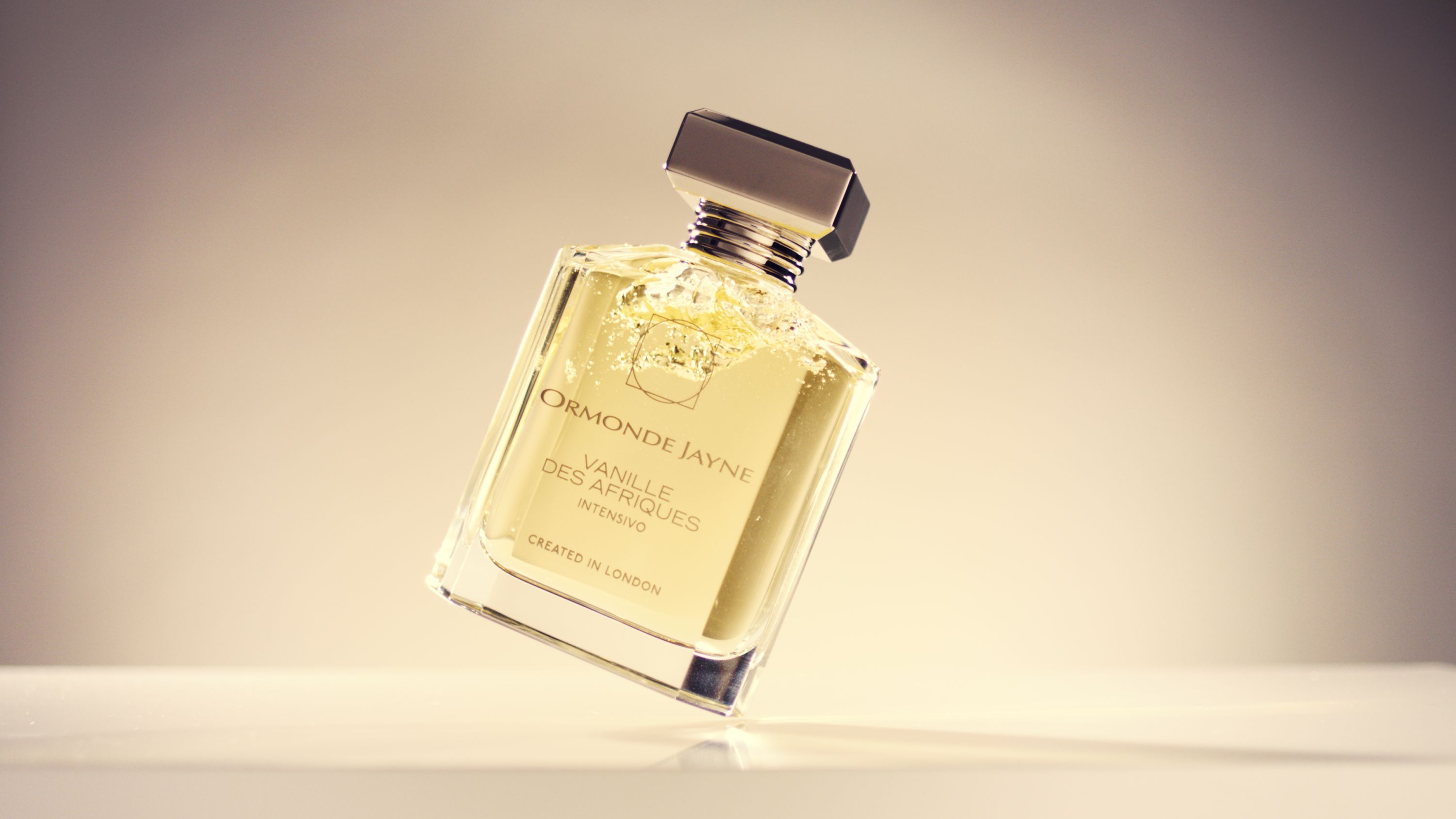 Vanille des Afriques Ormonde Jayne bottle
