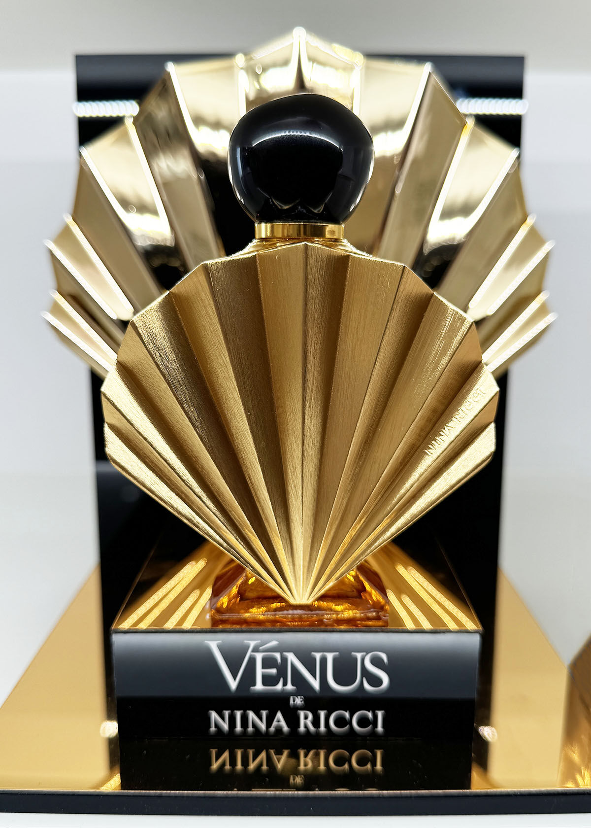nina ricci venus