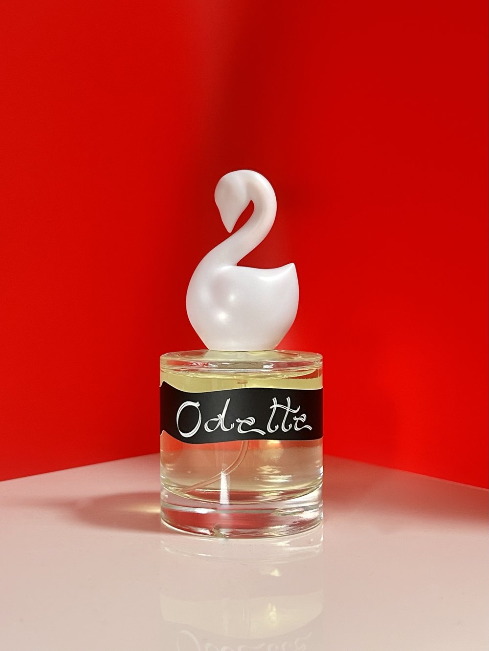 Odette the White Swan by Gumamina