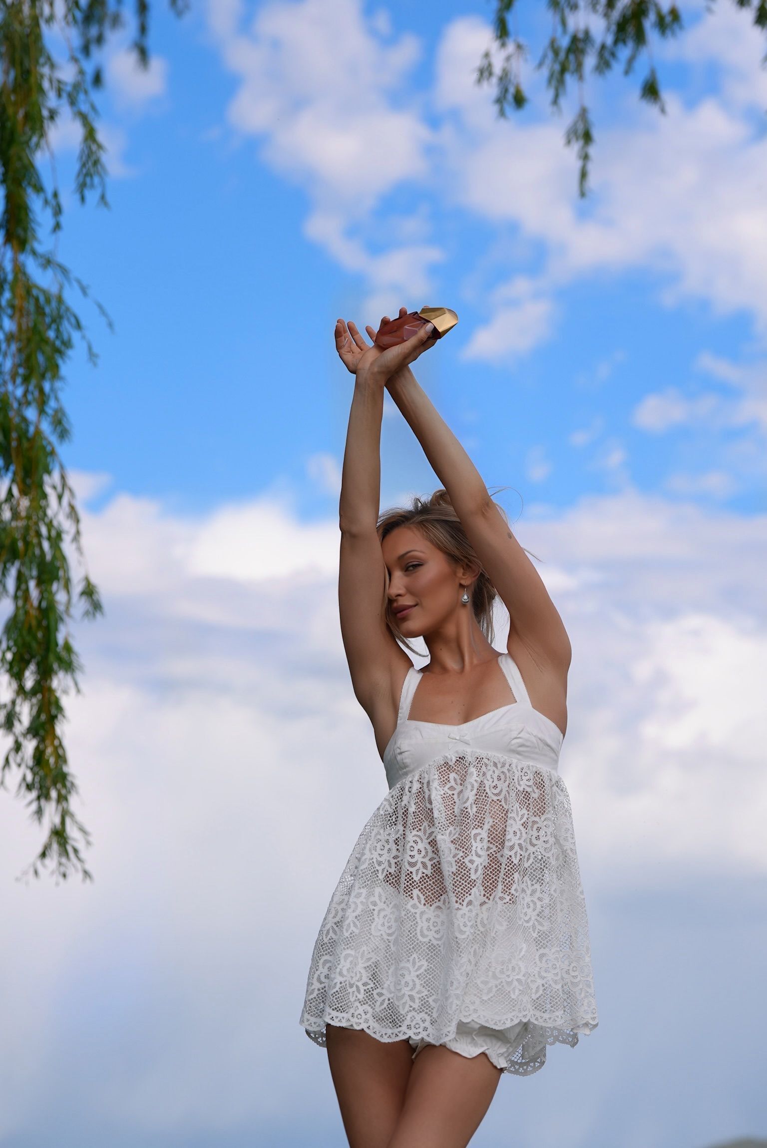Bella Hadid Eternal Roots