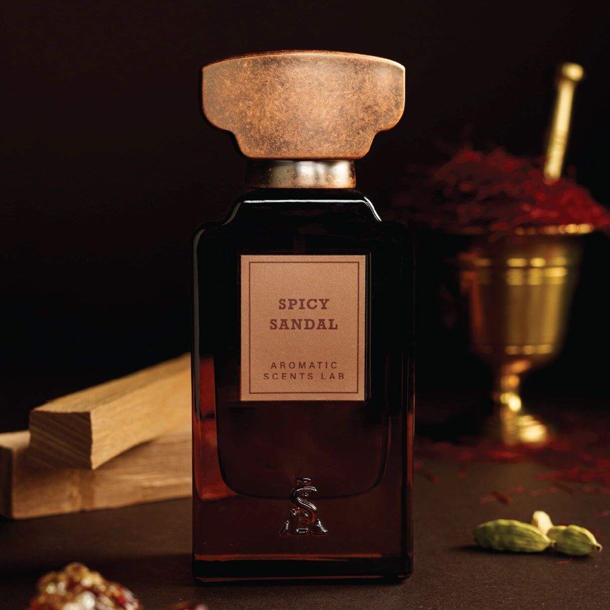 spicy sandal aromatic scents lab