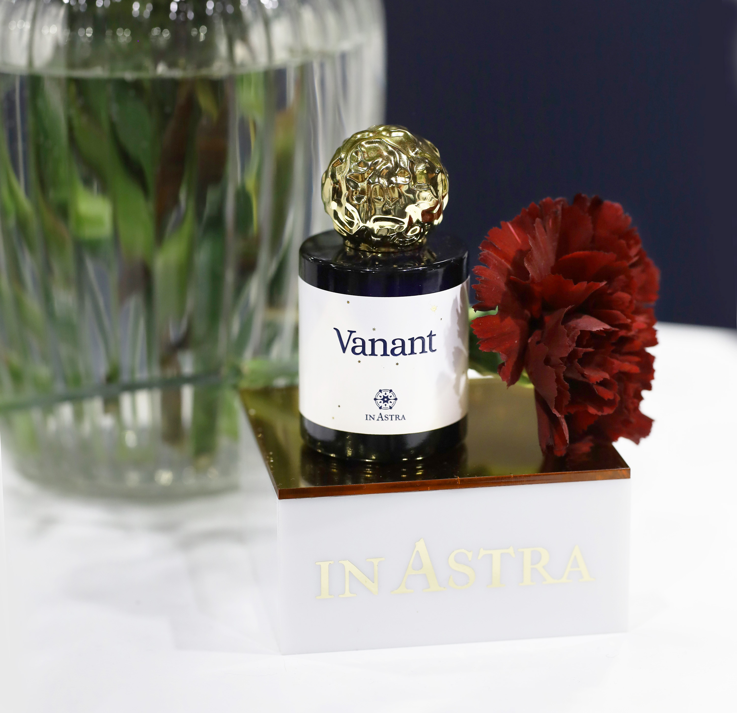 Detail flakonu Vanant