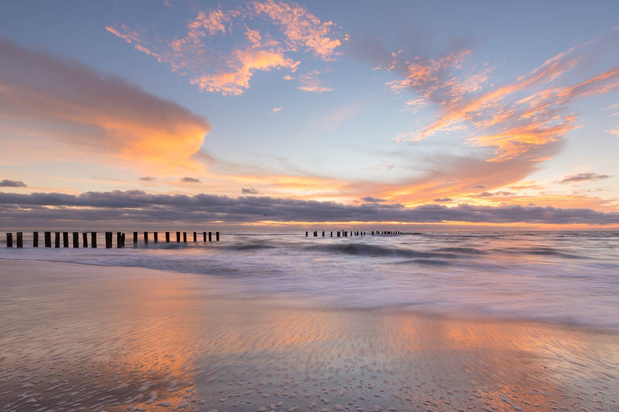 Sunset in Naples, AdobeStock_240908405, licensed