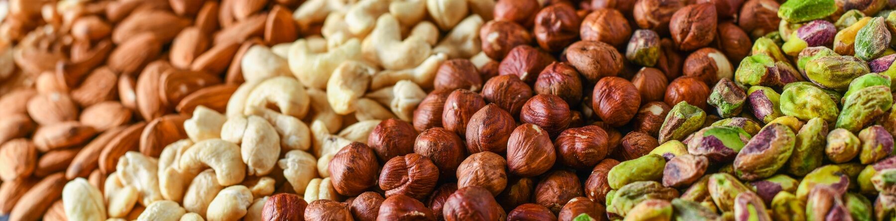 Nuts all piled up in different varieties