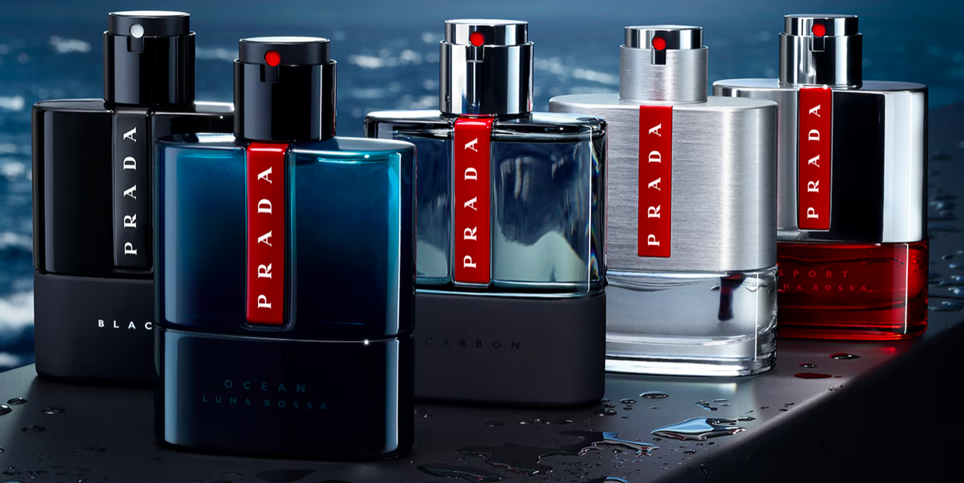 Pradaの新作Luna Rossa Carbon Eau de Parfum：Sauvageを通じて形成