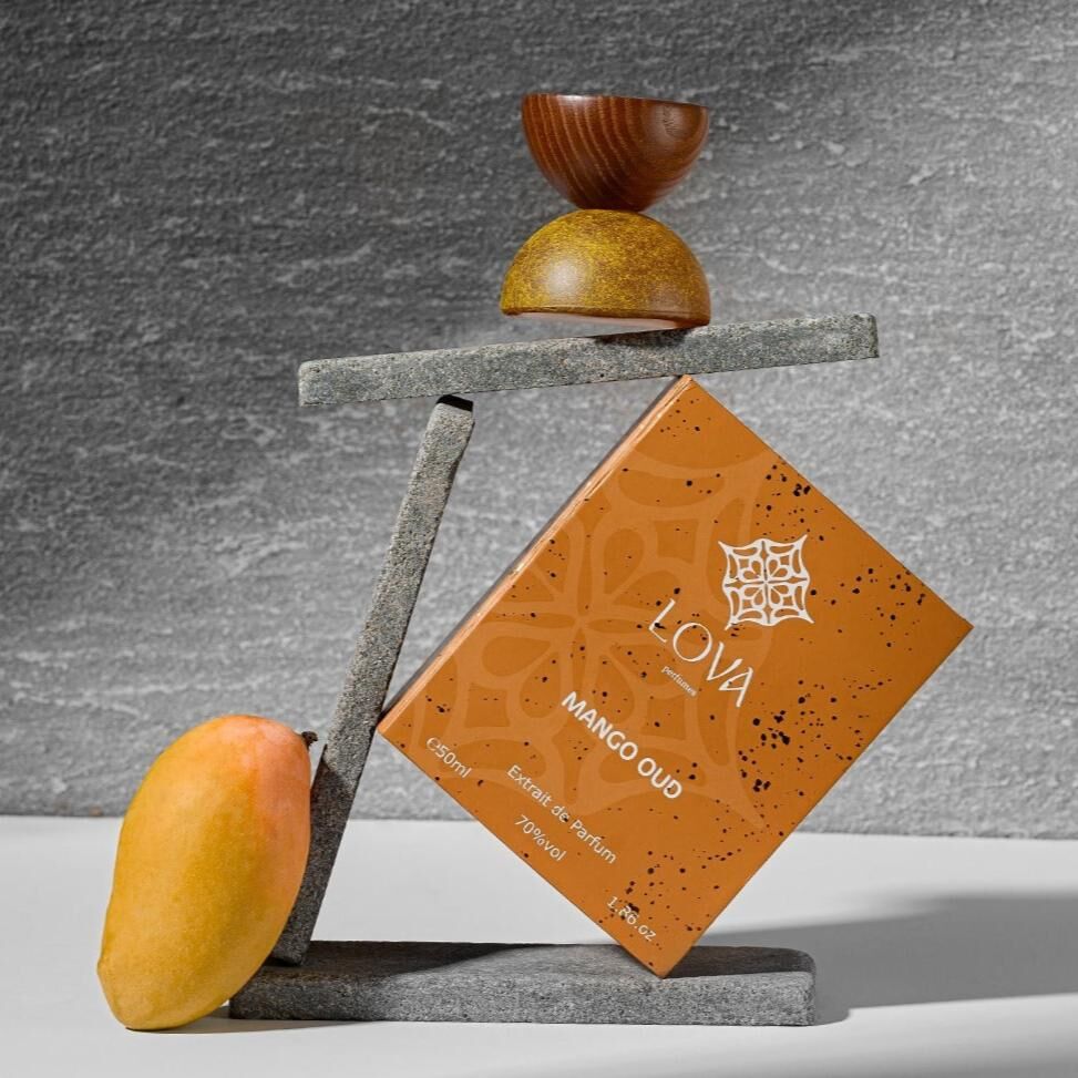 mango oud lova 