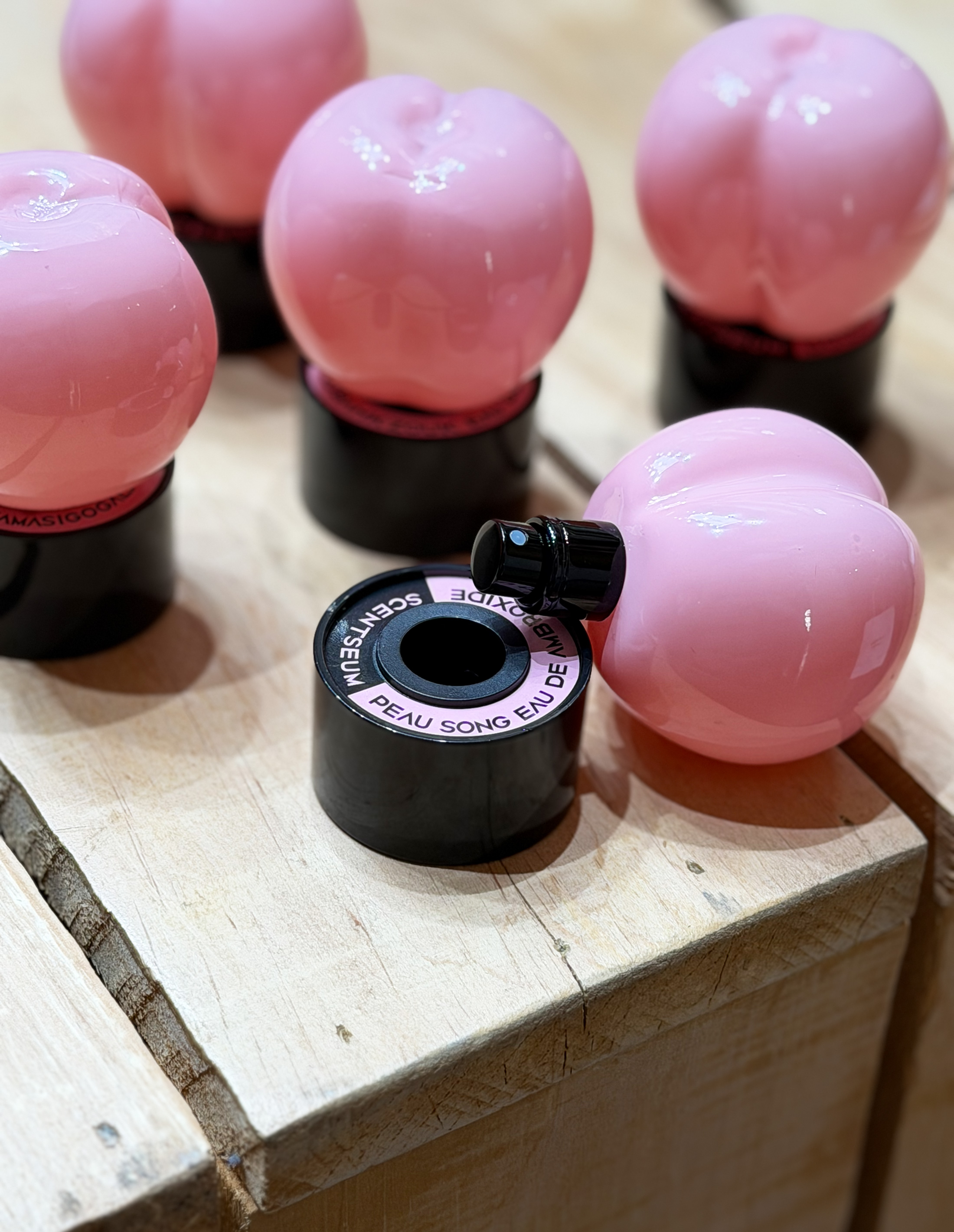 PARIS PERFUME WEEK: Fragrances Complex in Composition—and Sometimes in ...