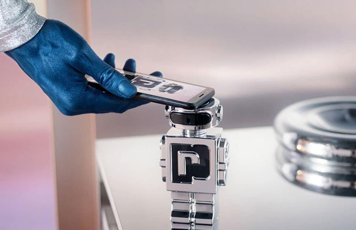 Rabanne: Phantom advertisement.