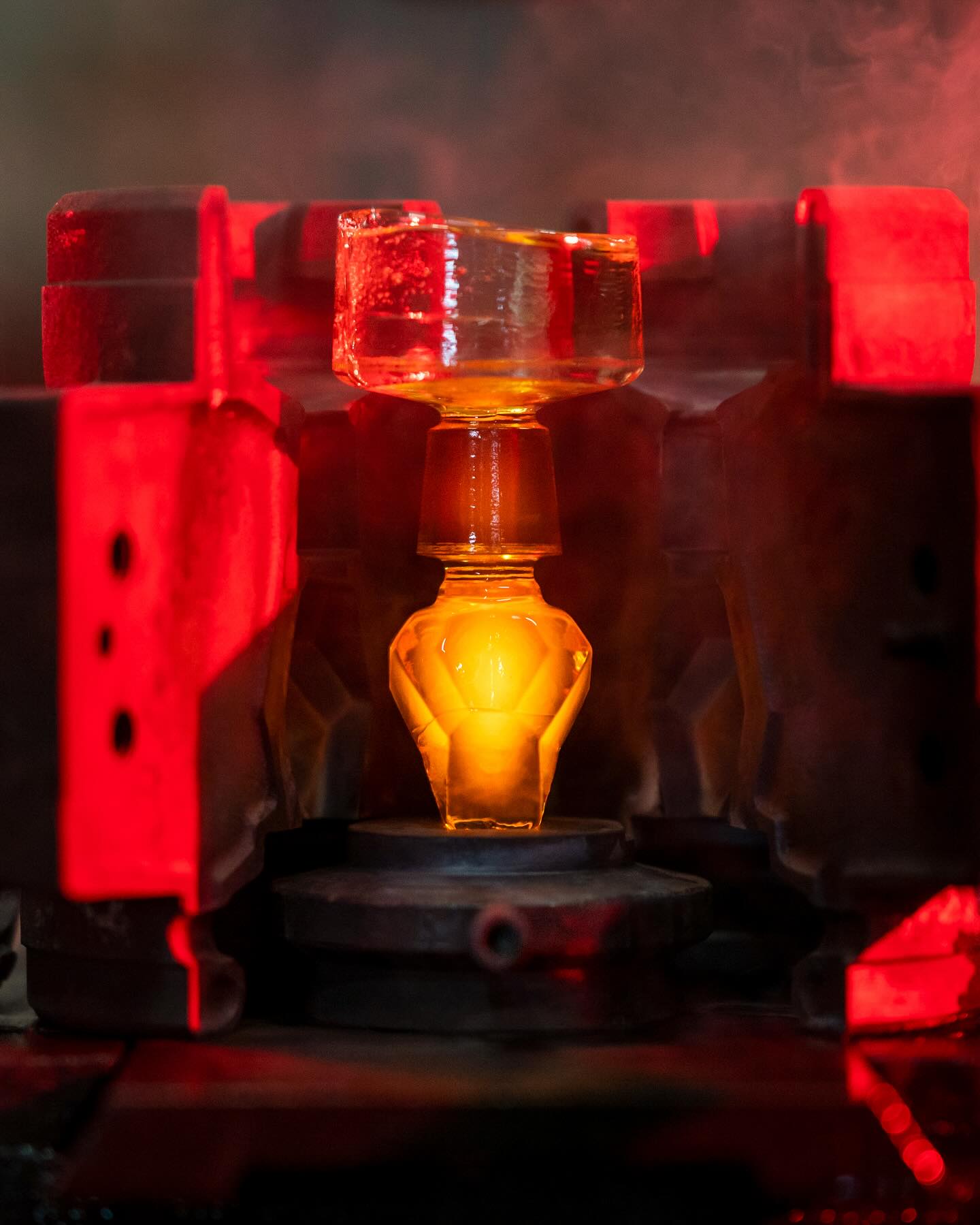 Guerlain Le Flacon Tortue Red Edition by Baccarat