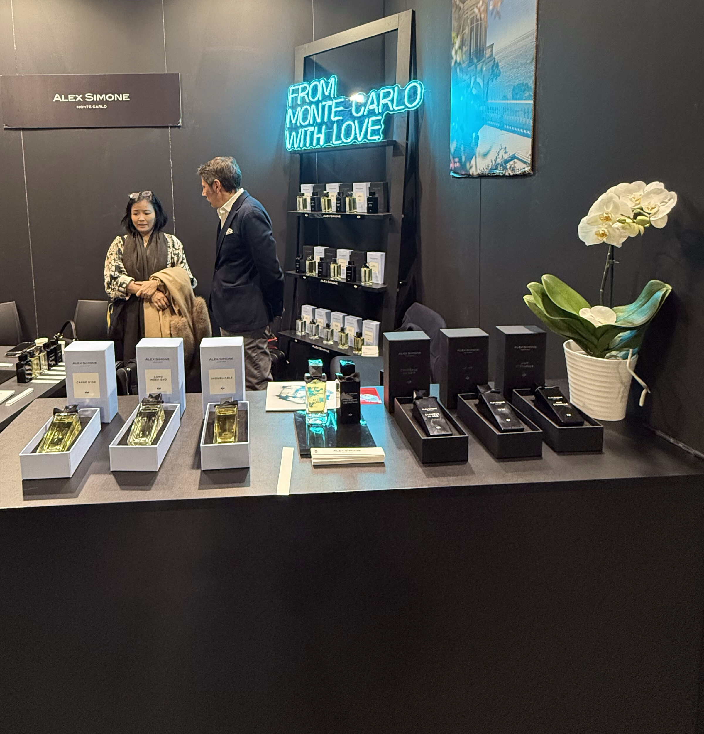 alex simone booth at 2025 essence