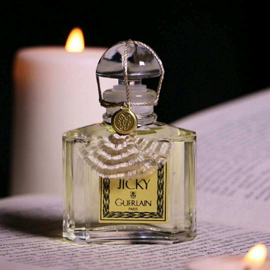 Jicky Guerlain: Protelei Tanto, mas Fluiu ~ Avaliação de Fragrâncias