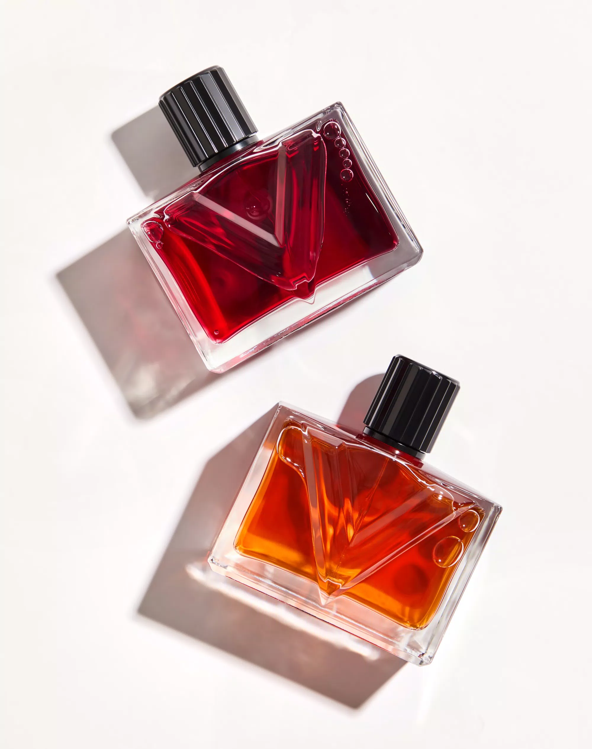Valentino BeautyがVendetta DonnaとVendetta Uomoを発表 ~ 新作