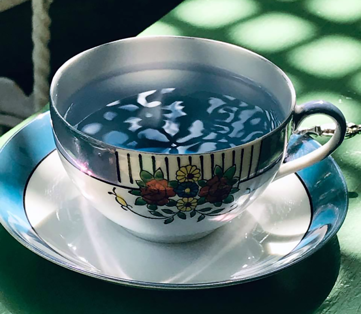 Euphorium Brooklyn's Sweet Botanical Breeze: Blue Tea ~ Fragrance Reviews