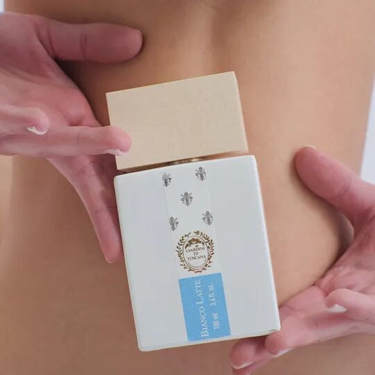 Giardini Di Toscana Bianco Latte ビアンコラテ Bianco Latte Giardini Di Toscana perfume - a fragrance for