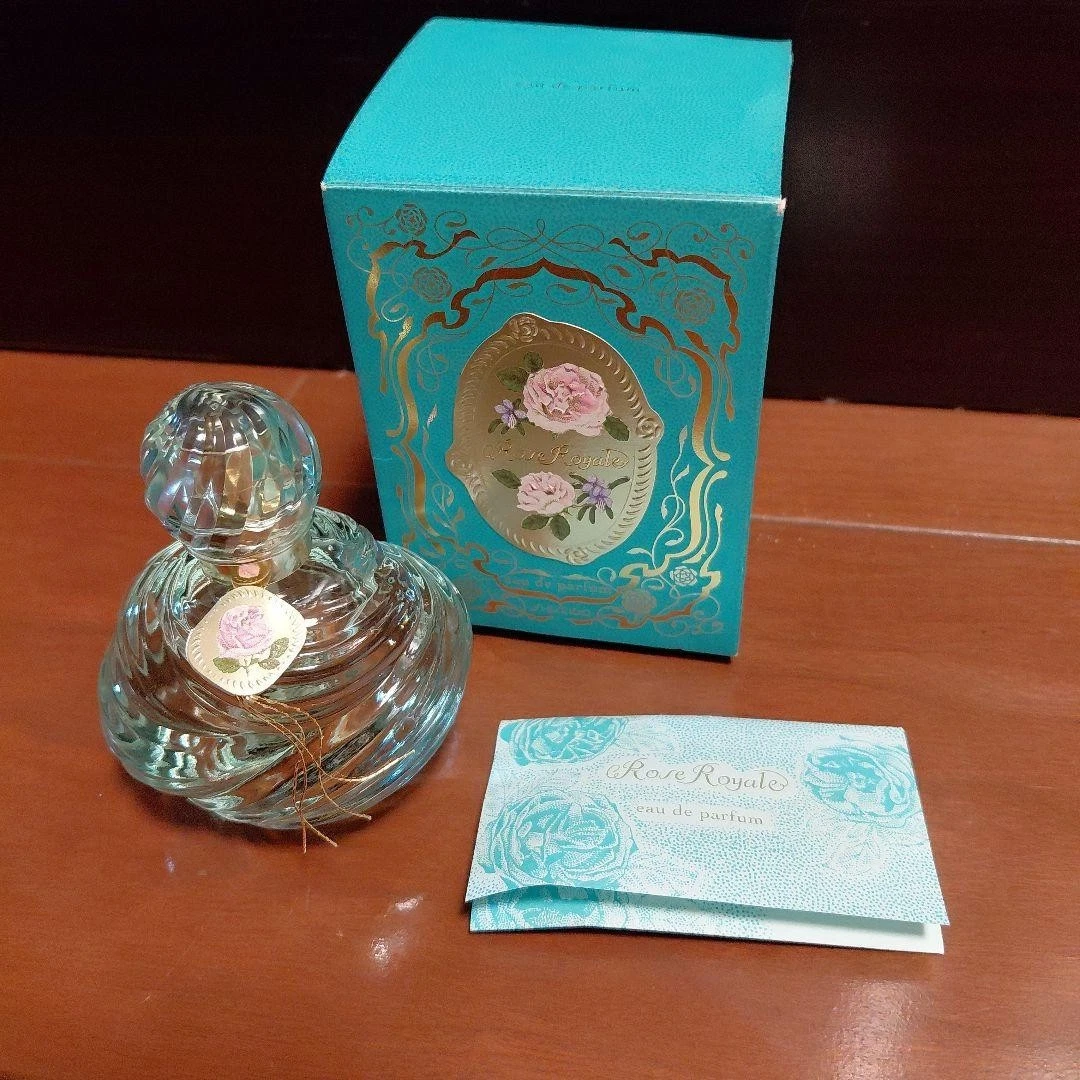 Rose Royale Shiseido: Forever Young Rose ~ Vintages