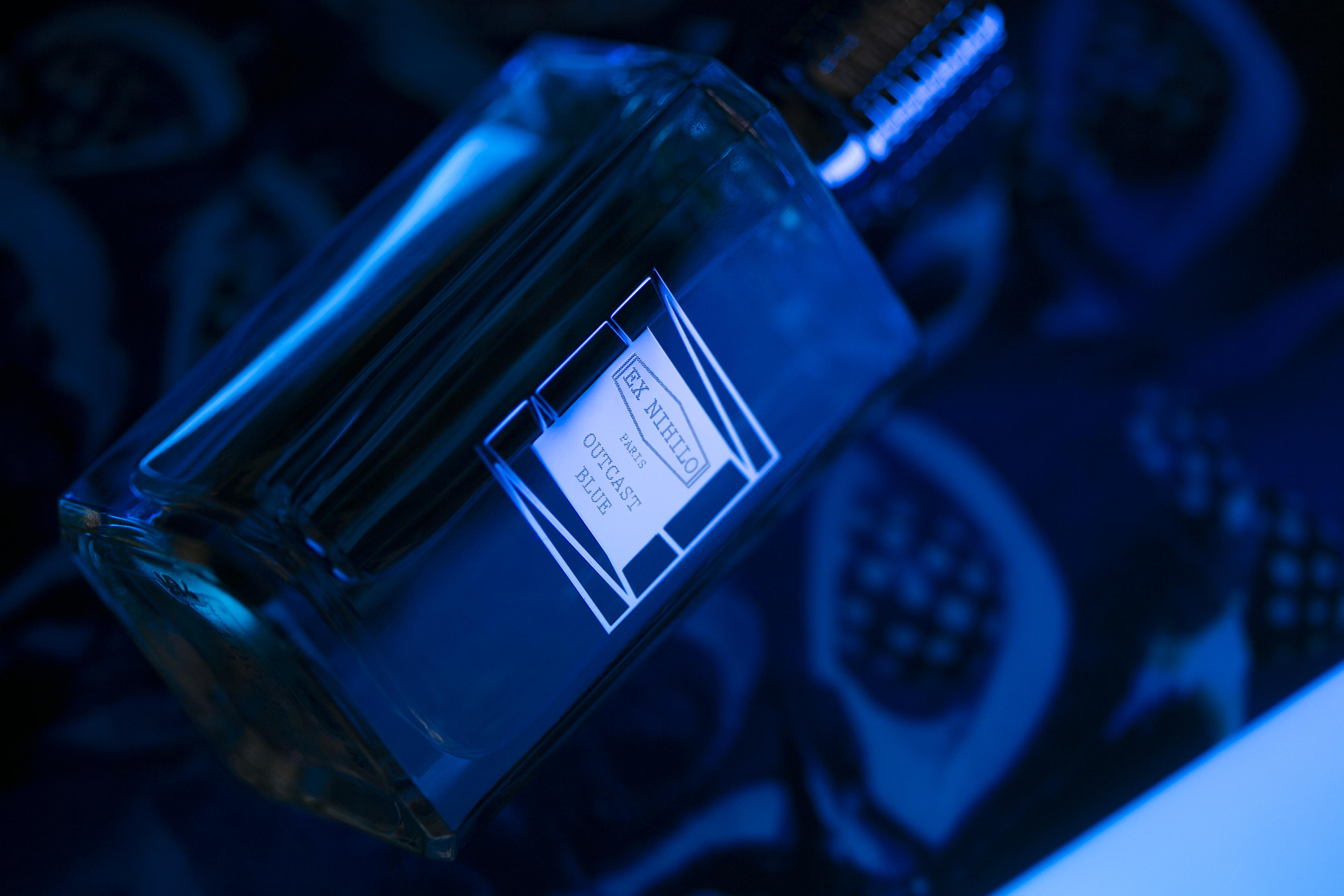 Fleur narcotique extrait de parfum. Ex Nihilo духи Outcast Blue. Ex Nihilo Outcast Blue extrait de Parfum. Ex Nihilo духи fleur Narcotique extrait. Ex Nihilo —fleur Narcotique extrait de Parfum духи.