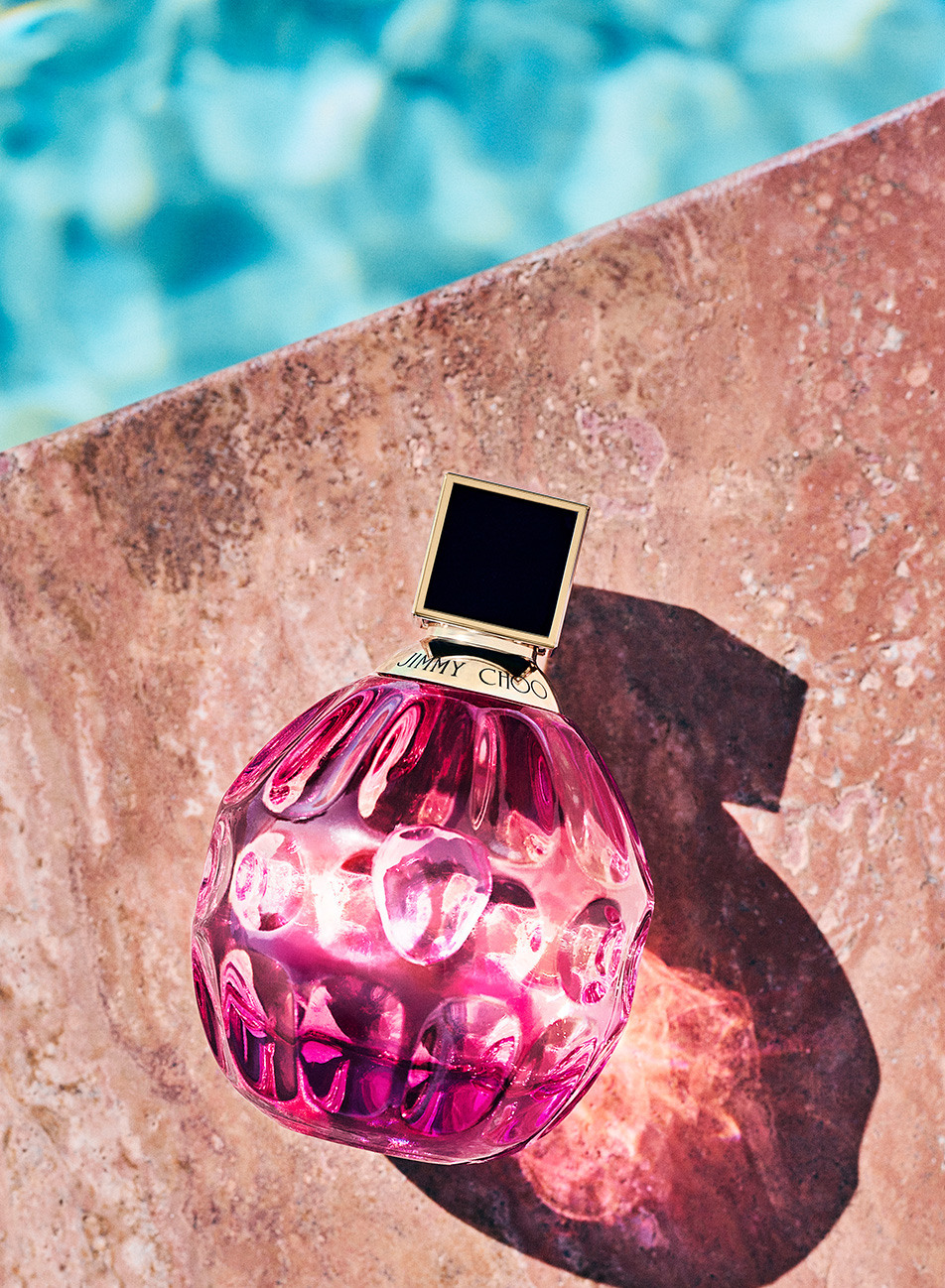 Jimmy Choo Rose Passion ad photo bottle